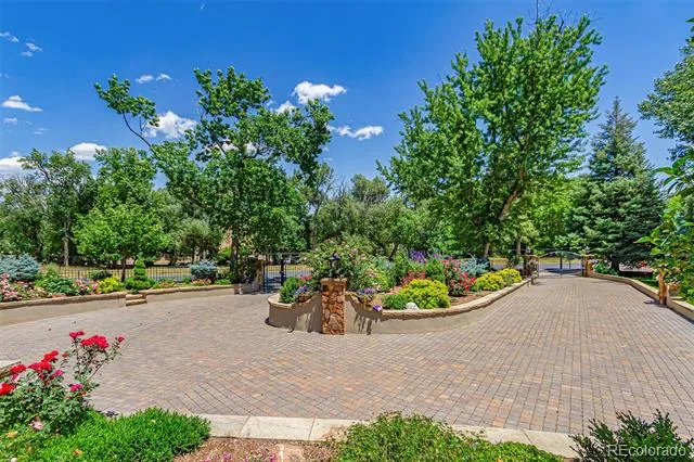 21 Pourtales Road Colorado Springs, CO 80906