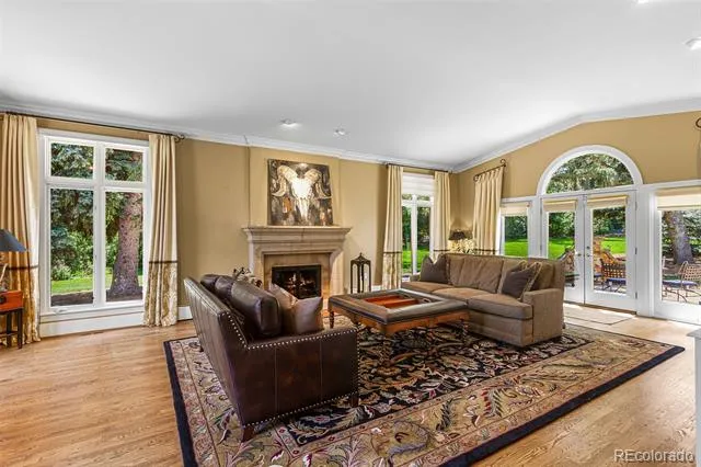 21 Pourtales Road Colorado Springs, CO 80906