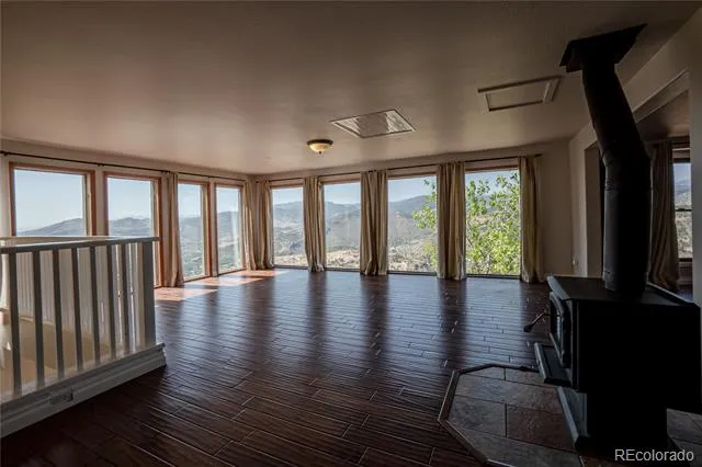 952 Steamboat Valley Road Lyons, CO 80540