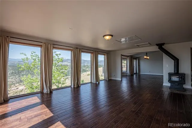 952 Steamboat Valley Road Lyons, CO 80540