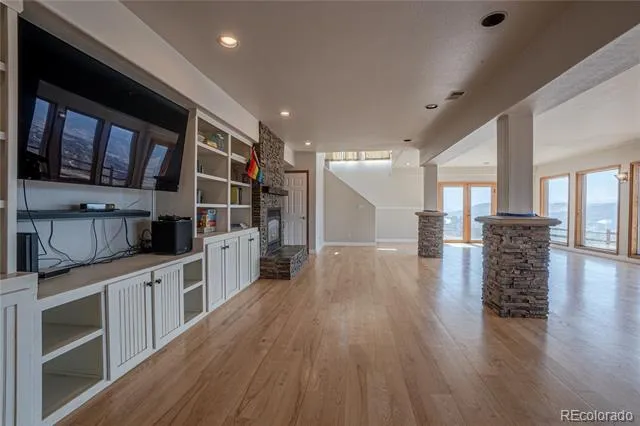 952 Steamboat Valley Road Lyons, CO 80540