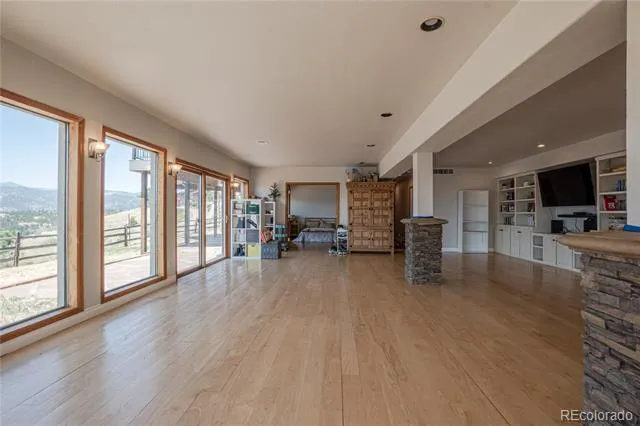 952 Steamboat Valley Road Lyons, CO 80540