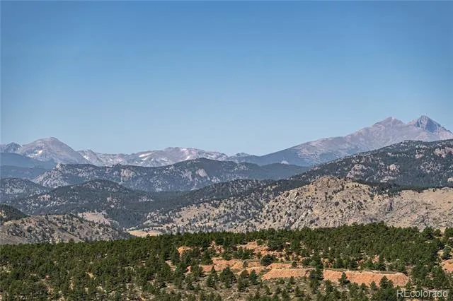 952 Steamboat Valley Road Lyons, CO 80540