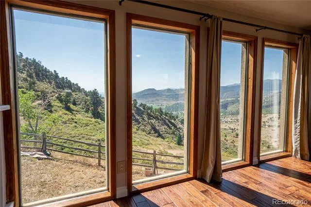 952 Steamboat Valley Road Lyons, CO 80540
