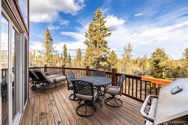 378 Arapahoe Circle Jefferson, CO 80456