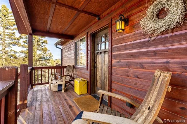 378 Arapahoe Circle Jefferson, CO 80456