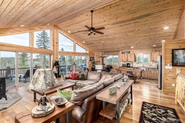 378 Arapahoe Circle Jefferson, CO 80456
