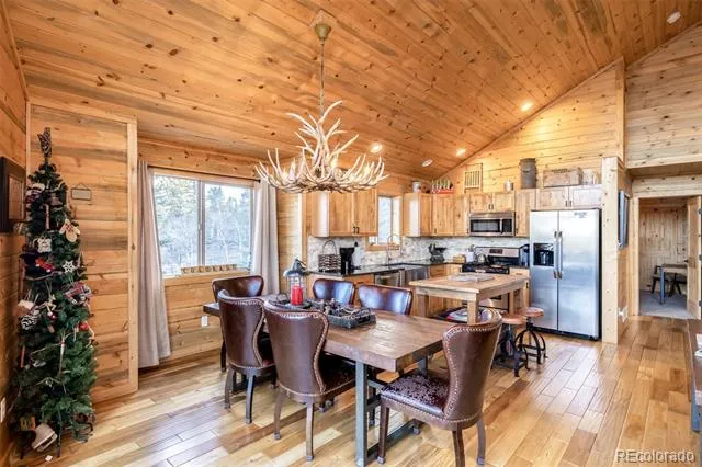 378 Arapahoe Circle Jefferson, CO 80456