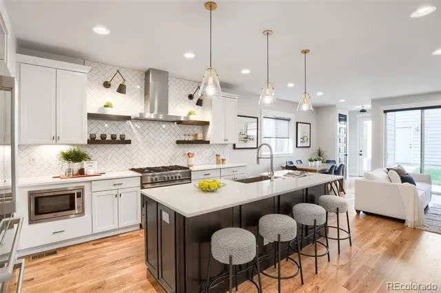 3322 Columbine Street Denver, CO 80205