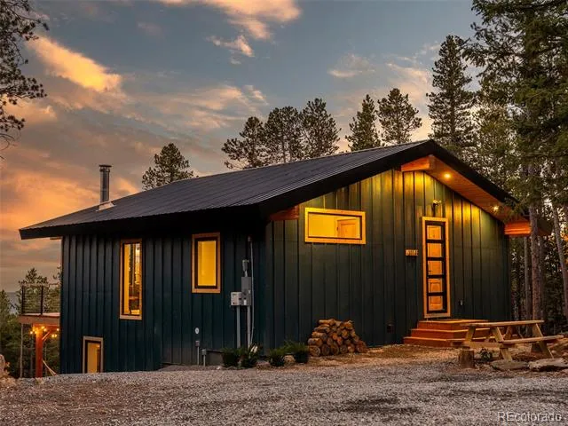311 Pioneer Road Golden, CO 80403