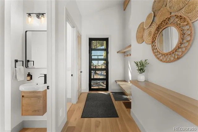 311 Pioneer Road Golden, CO 80403
