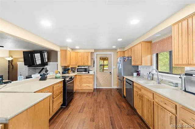 10829 Bartlett Trail Rye, CO 81069