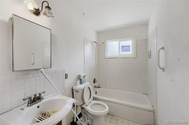 116 Ash Avenue Castle Rock, CO 80104