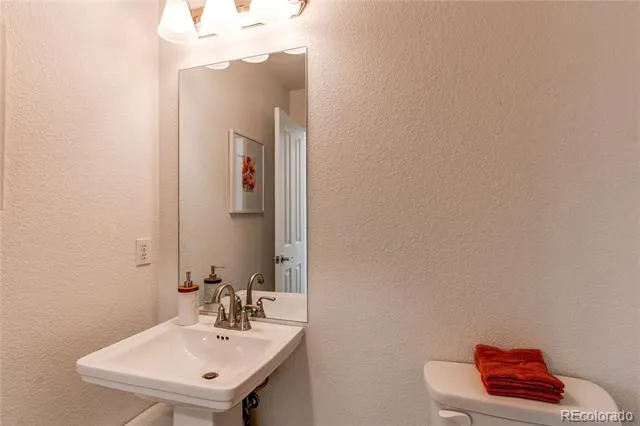 13900 Lake Song Lane #B6 Broomfield, CO 80023