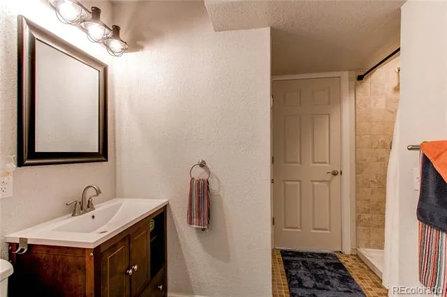 13900 Lake Song Lane #B6 Broomfield, CO 80023