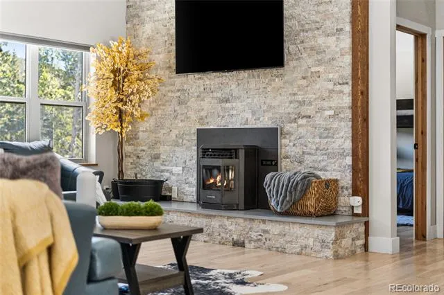 79 Beaver Road Idaho Springs, CO 80452
