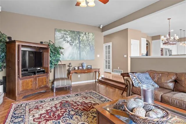 2606 S Xenon Way Lakewood, CO 80228