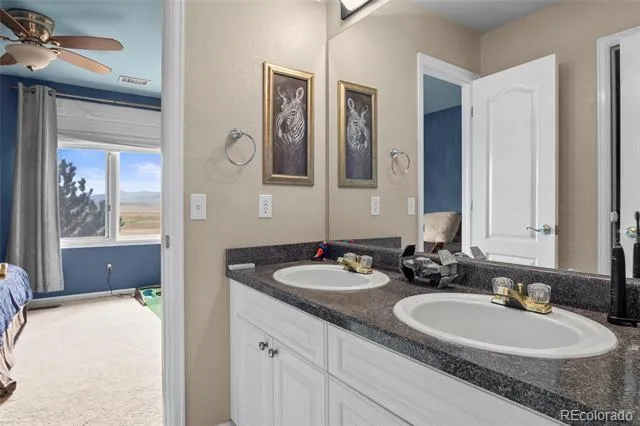 2606 S Xenon Way Lakewood, CO 80228