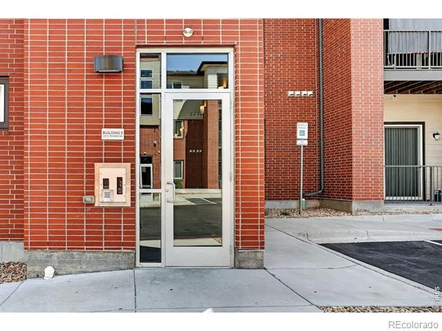 14351 E Tennessee Avenue #305 Aurora, CO 80012
