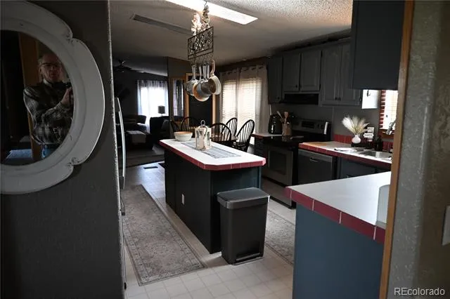 13675 Lanewood Brighton, CO 80603