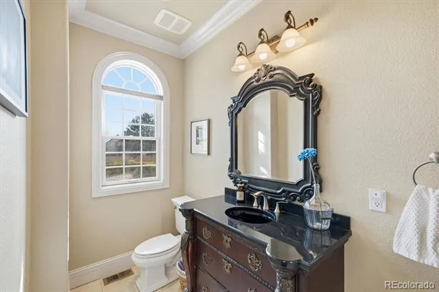 1975 S Lake Road Lakewood, CO 80227