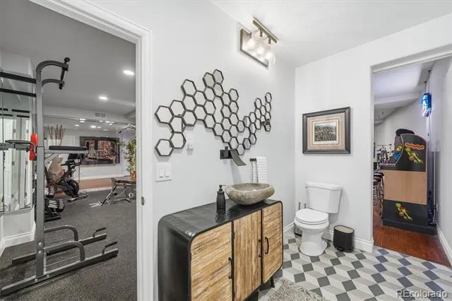 1975 S Lake Road Lakewood, CO 80227