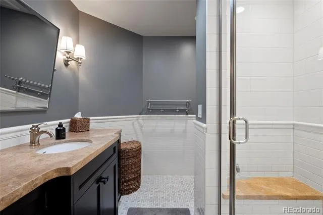 1350 E Greenwood Lane Littleton, CO 80121