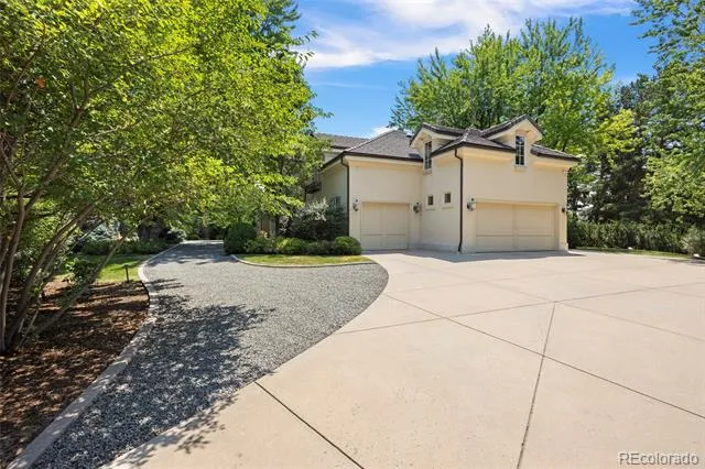 1350 E Greenwood Lane Littleton, CO 80121