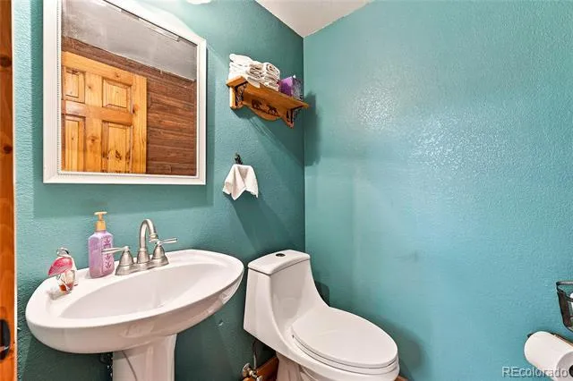 2130 & 2150 Arapahoe Street Woodland Park, CO 80863