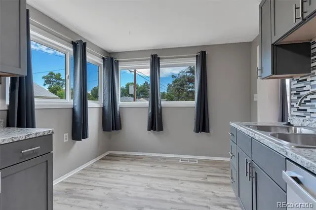 11612 Del Mar Parkway Aurora, CO 80010