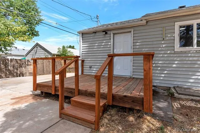 11612 Del Mar Parkway Aurora, CO 80010