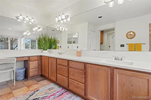 9229 Aspen Creek Way Highlands Ranch, CO 80129