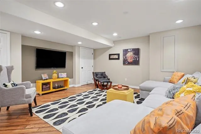 9229 Aspen Creek Way Highlands Ranch, CO 80129