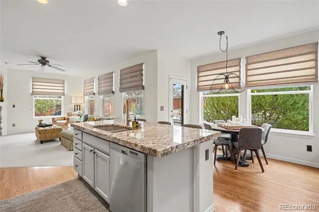 9229 Aspen Creek Way Highlands Ranch, CO 80129