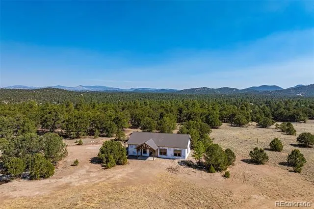 312 16th Trail Cotopaxi, CO 81223