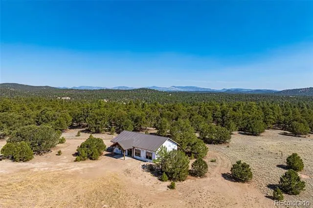 312 16th Trail Cotopaxi, CO 81223