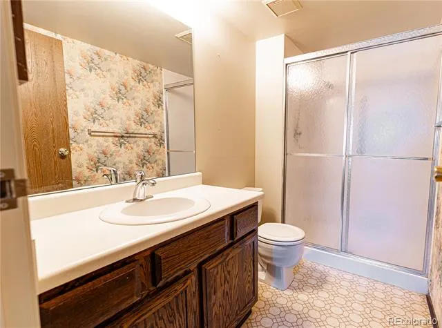 13850 E Marina Drive #206 Aurora, CO 80014