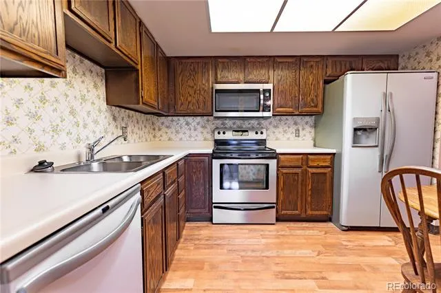 13850 E Marina Drive #206 Aurora, CO 80014