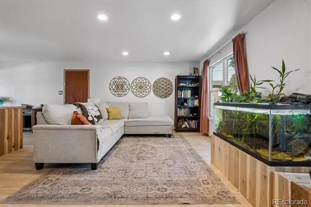 3550 W Mountain Road Englewood, CO 80110
