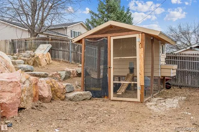3550 W Mountain Road Englewood, CO 80110