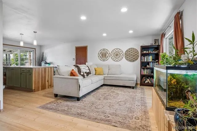 3550 W Mountain Road Englewood, CO 80110