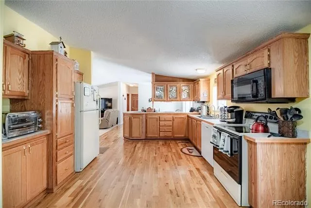 2675 Pikes Peak Drive Florissant, CO 80816