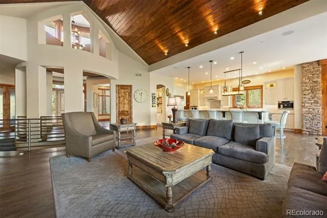 1048 Vintage Place Castle Rock, CO 80108