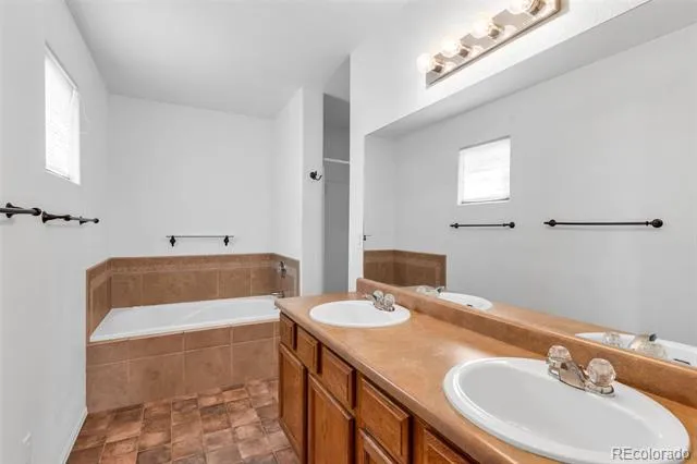 5043 Thrush Drive Pueblo, CO 81008
