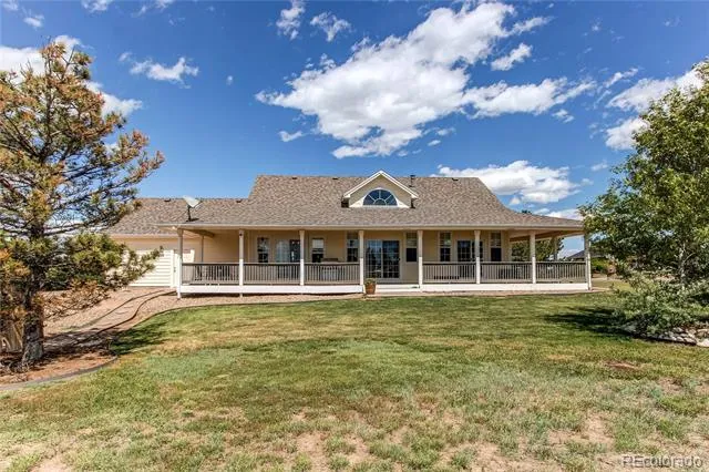 895 Antelope Drive W Bennett, CO 80102