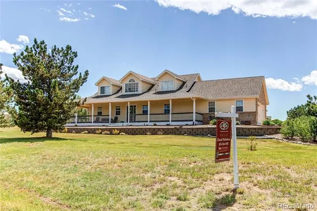 895 Antelope Drive W Bennett, CO 80102