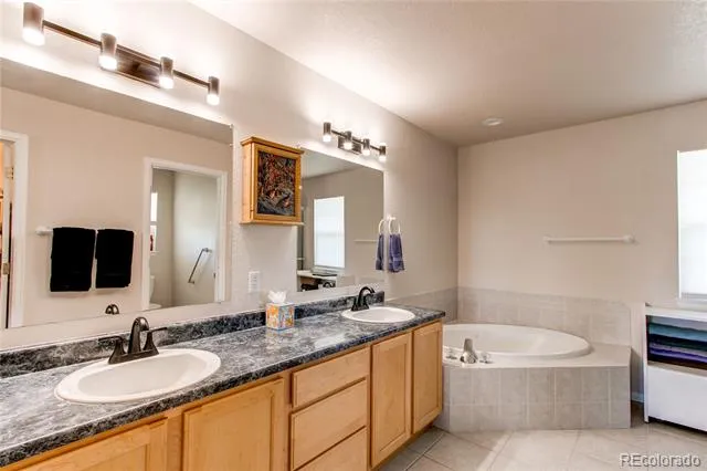 895 Antelope Drive W Bennett, CO 80102