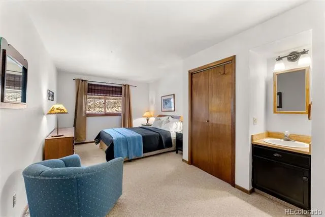 10500 Ryan Gulch Road #J-106 Silverthorne, CO 80498