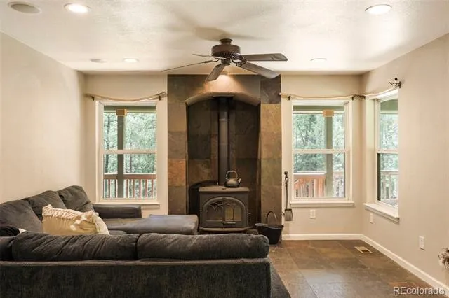 1424 High Drive Sedalia, CO 80135