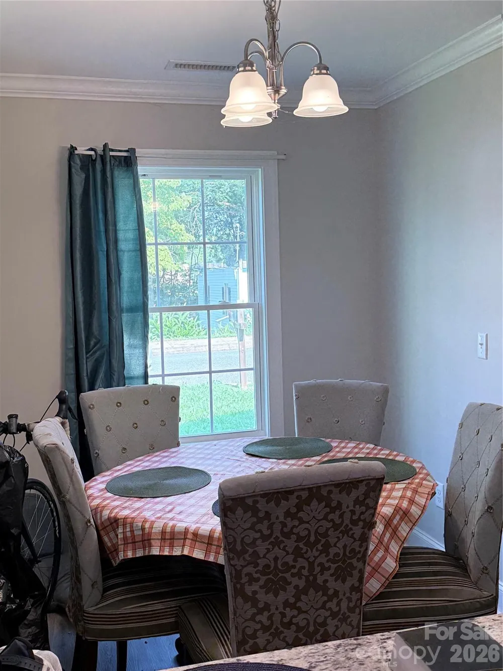 47 14th Street SE Hickory, NC 28602
